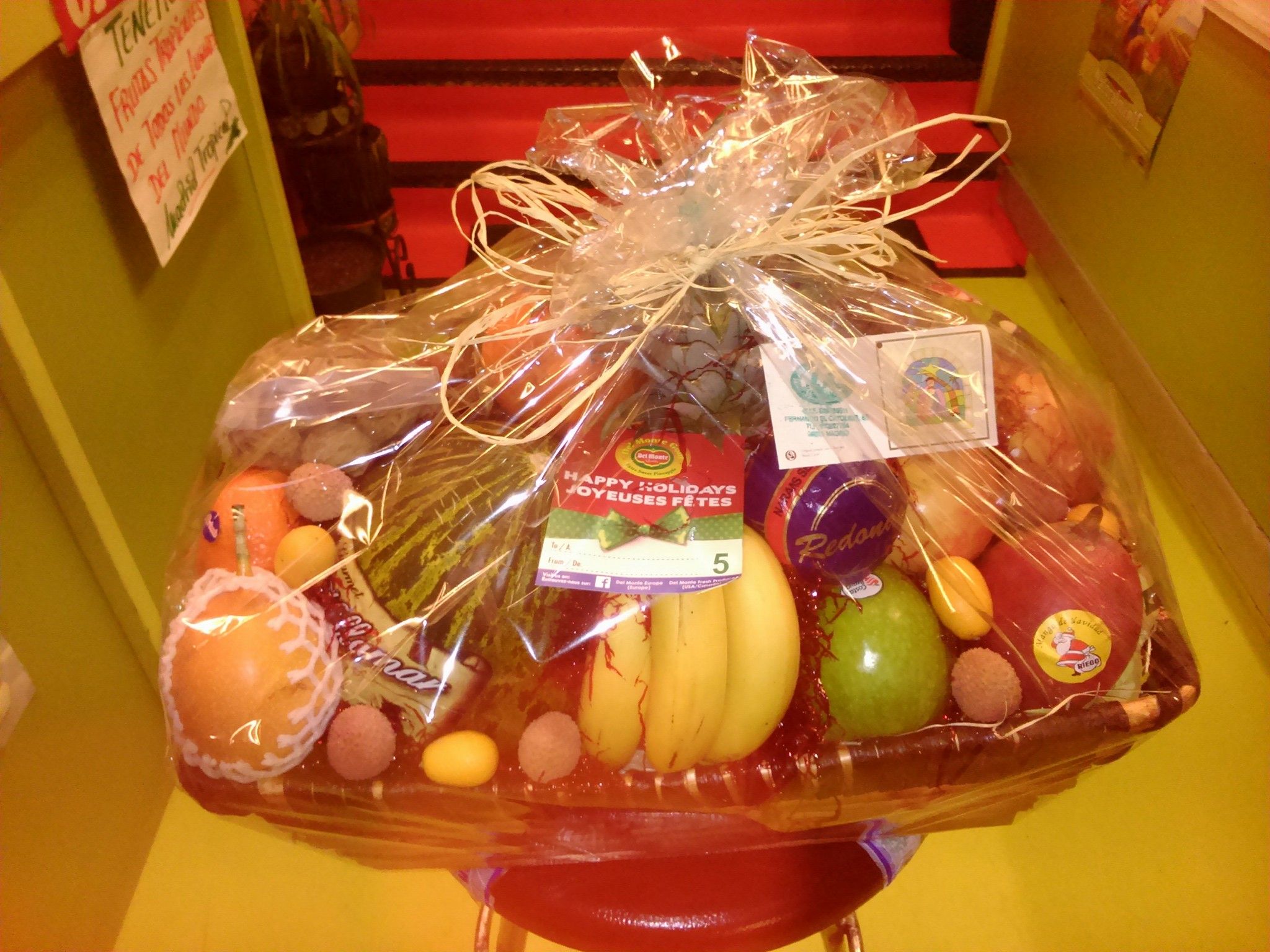 Cestas de fruta: Servicios de Madrid Tropical Frutas Selectas Cestas de fruta: Servicios de Madrid Tropical Frutas Selectas