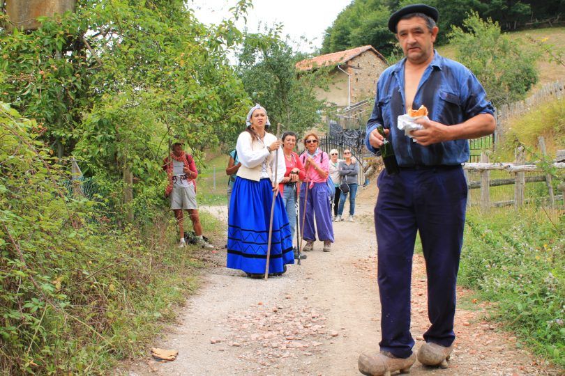 Ruta Teatralizada “La Aldea Perdida”: Actividades de El Trasgu La Fronda Ruta Teatralizada “La Aldea Perdida”: Actividades de El Trasgu La Fronda