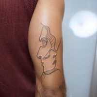 Tatuajes lineales: Tattoo y exposiciones de Soulpeckers Tattoo & Gallery Tatuajes lineales: Tattoo y exposiciones de Soulpeckers Tattoo & Gallery