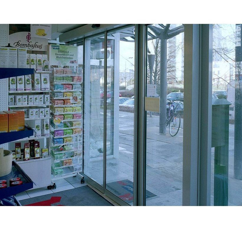 Puertas de cristales automáticas: Trabajos de R.F.C. Puertas Automáticas