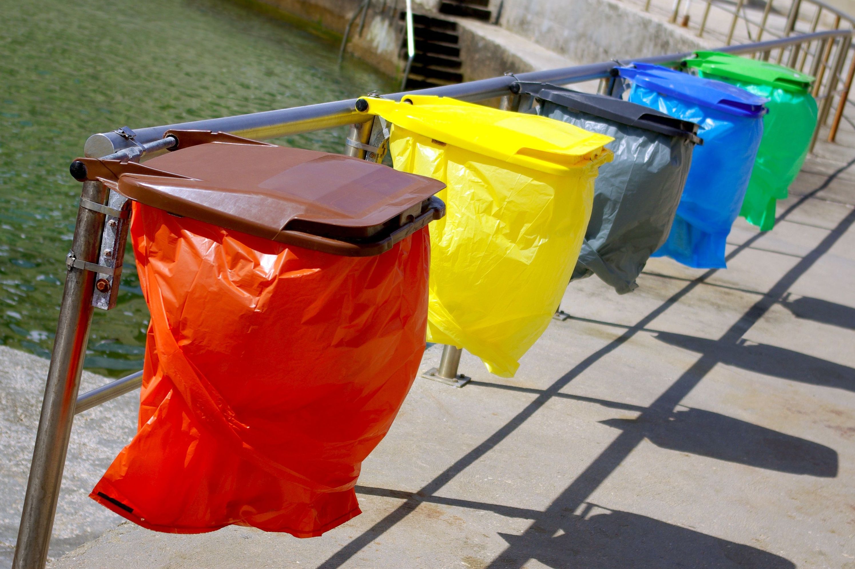 Bolsas para clasificar residuos en Madrid