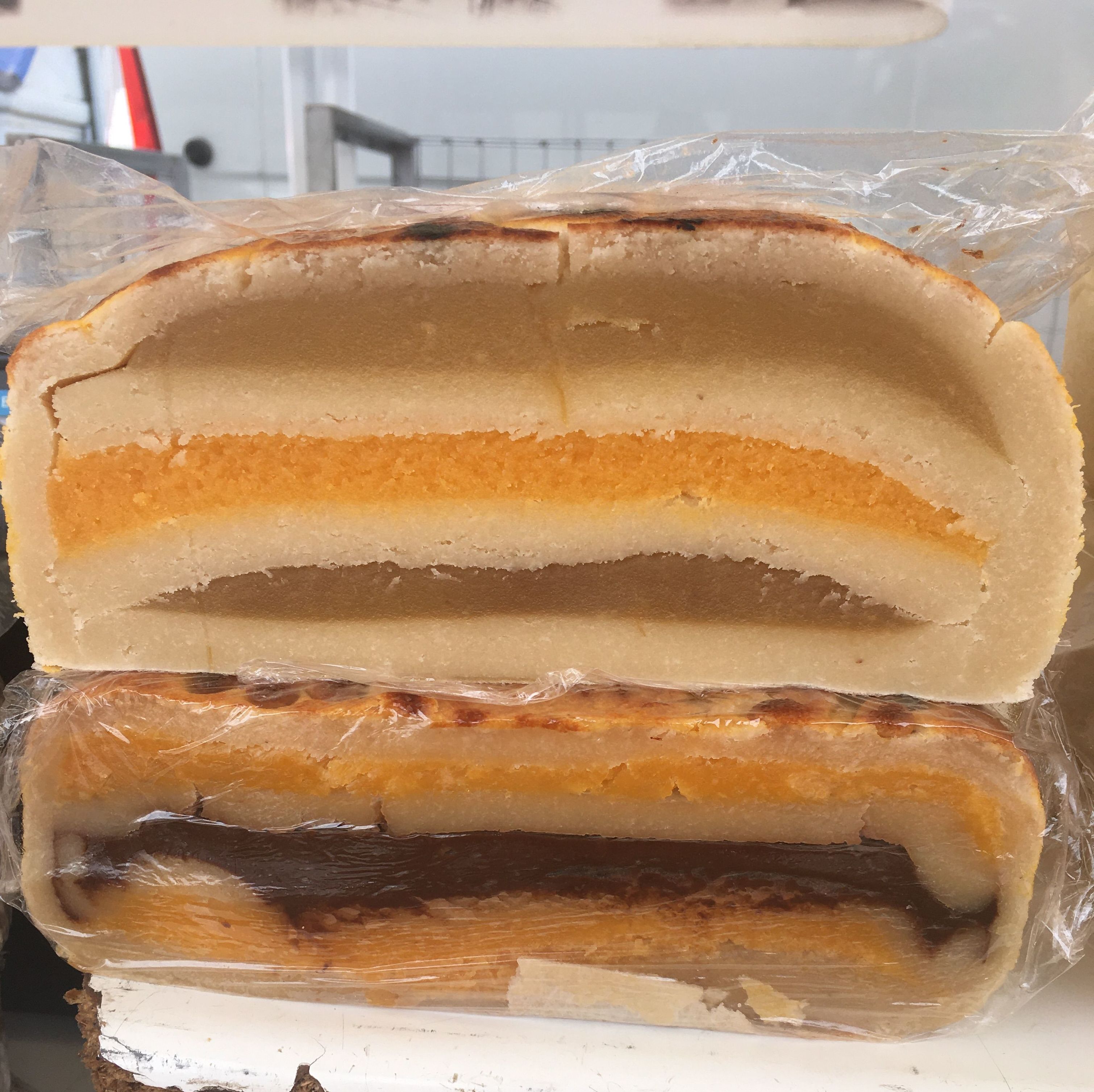 Pan de Cádiz con frutas Pan de Cádiz con frutas