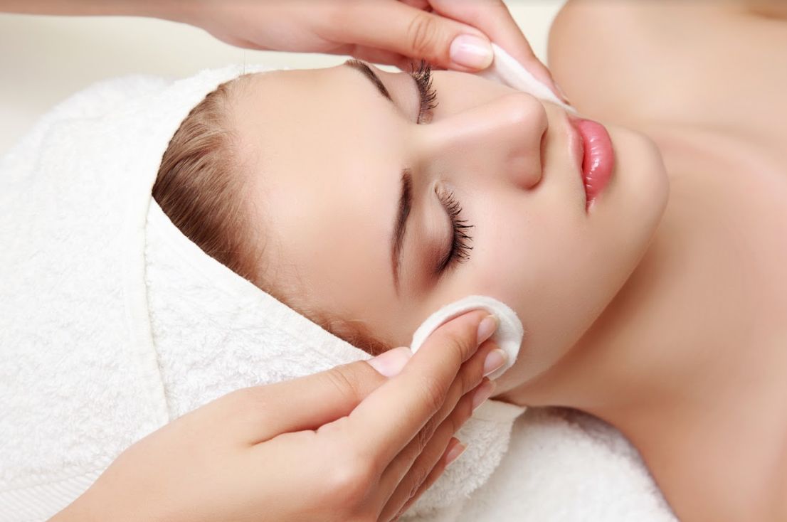 Higiene facial profunda: Servicios de belleza de Meraki Belleza Higiene facial profunda: Servicios de belleza de Meraki Belleza