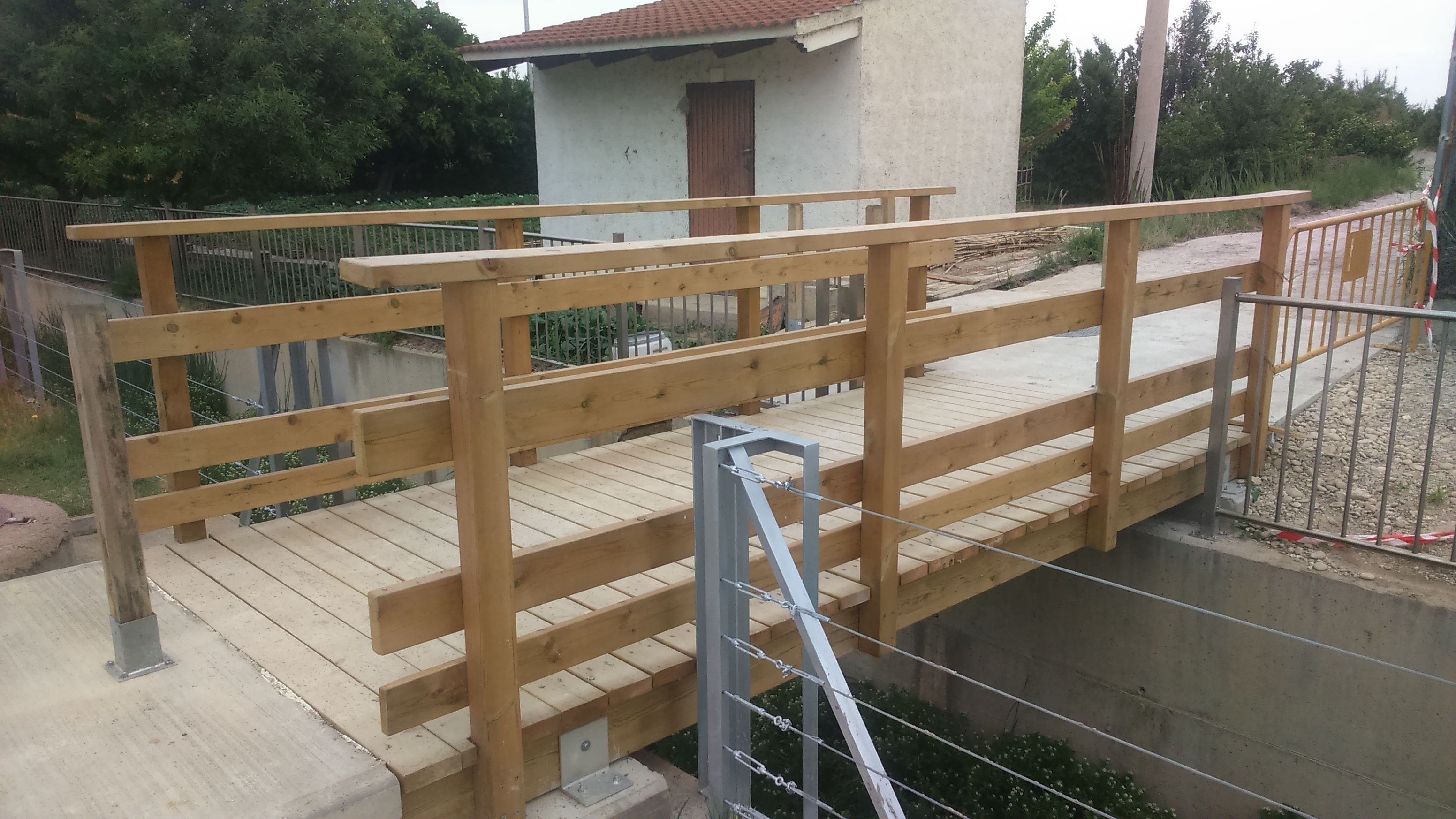 Equipamientos de madera: Servicios de Pirenaica Estructuras de Madera Equipamientos de madera: Servicios de Pirenaica Estructuras de Madera