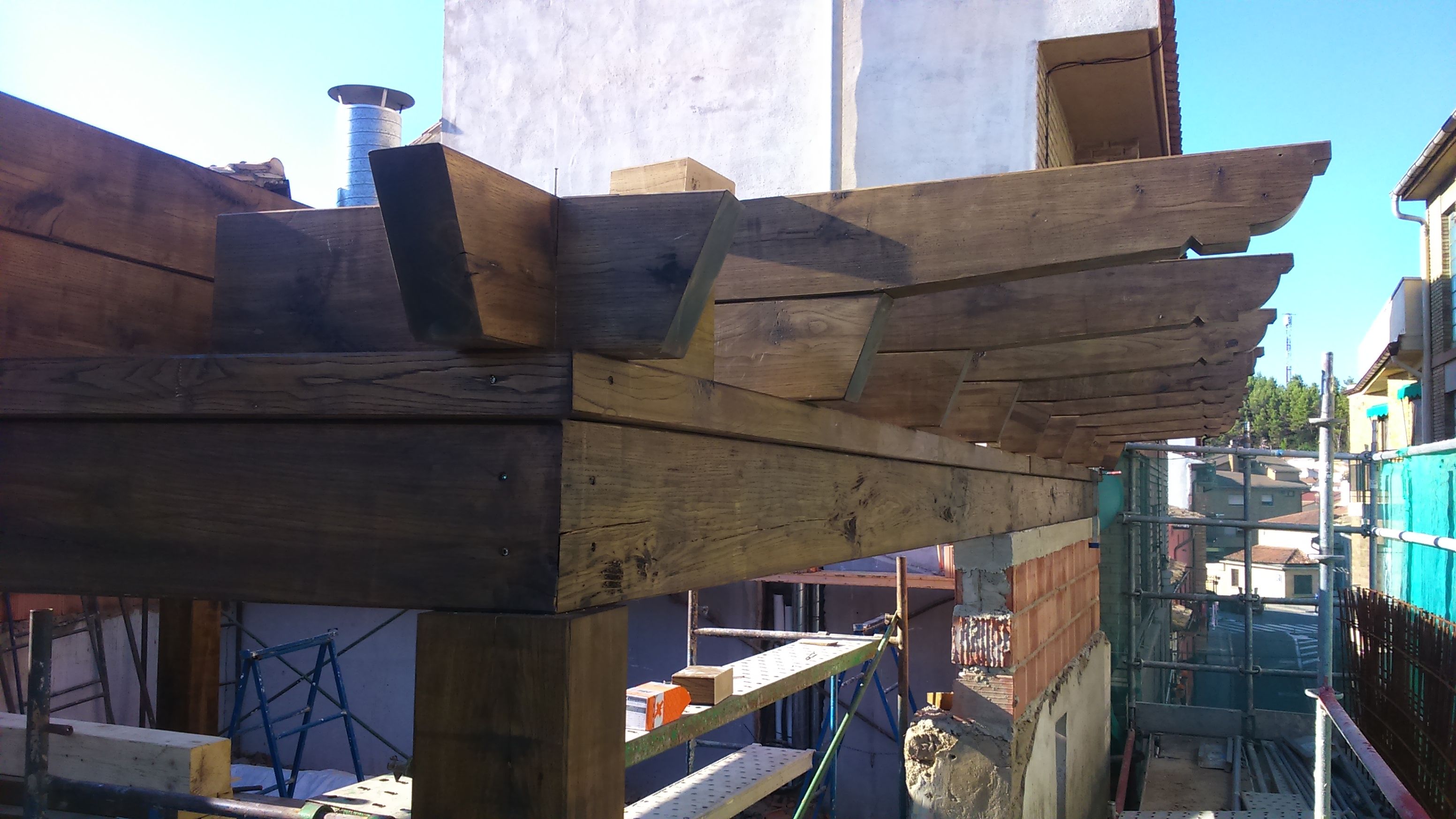 Pérgolas: Servicios de Pirenaica Estructuras de Madera Pérgolas: Servicios de Pirenaica Estructuras de Madera
