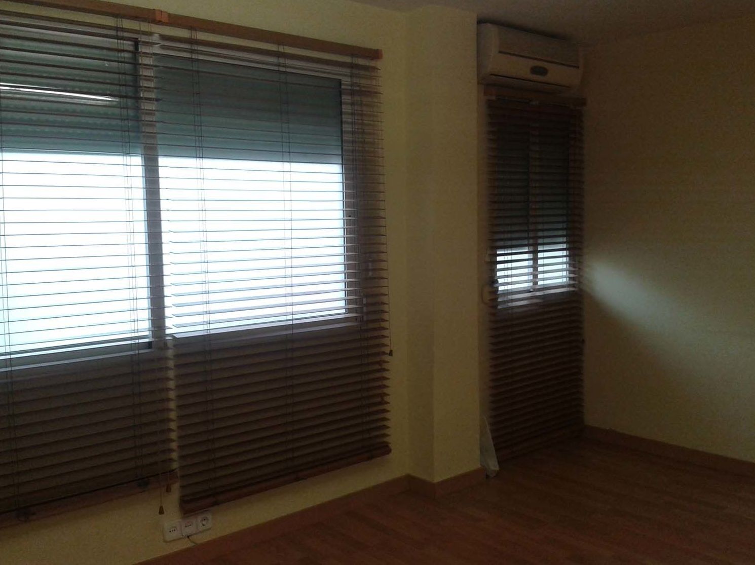 Cortinas Venecianas: Productos y servicios de Toldos y Persianas Dimalux Cortinas Venecianas: Productos y servicios de Toldos y Persianas Dimalux