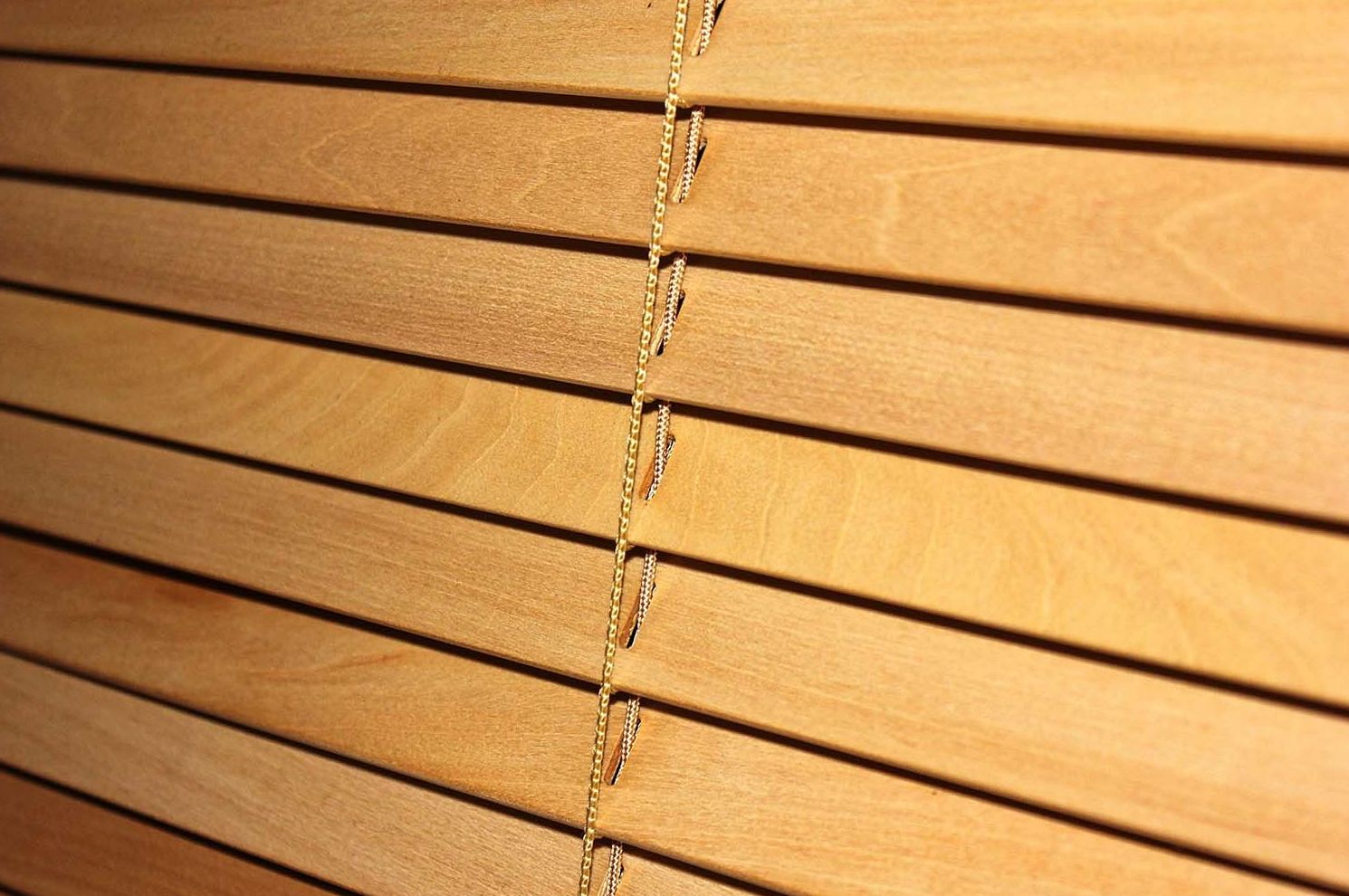 Persianas Alicantinas de PVC o madera: Productos y servicios de Toldos y Persianas Dimalux Persianas Alicantinas de PVC o madera: Productos y servicios de Toldos y Persianas Dimalux