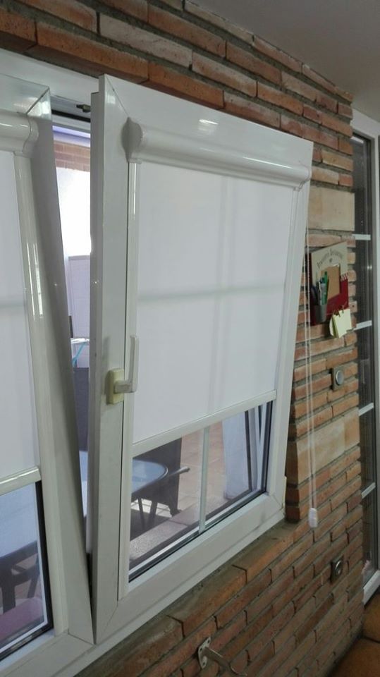 Cortinas Minivox: Productos de PERSIANAS SEGURA Cortinas Minivox: Productos de PERSIANAS SEGURA