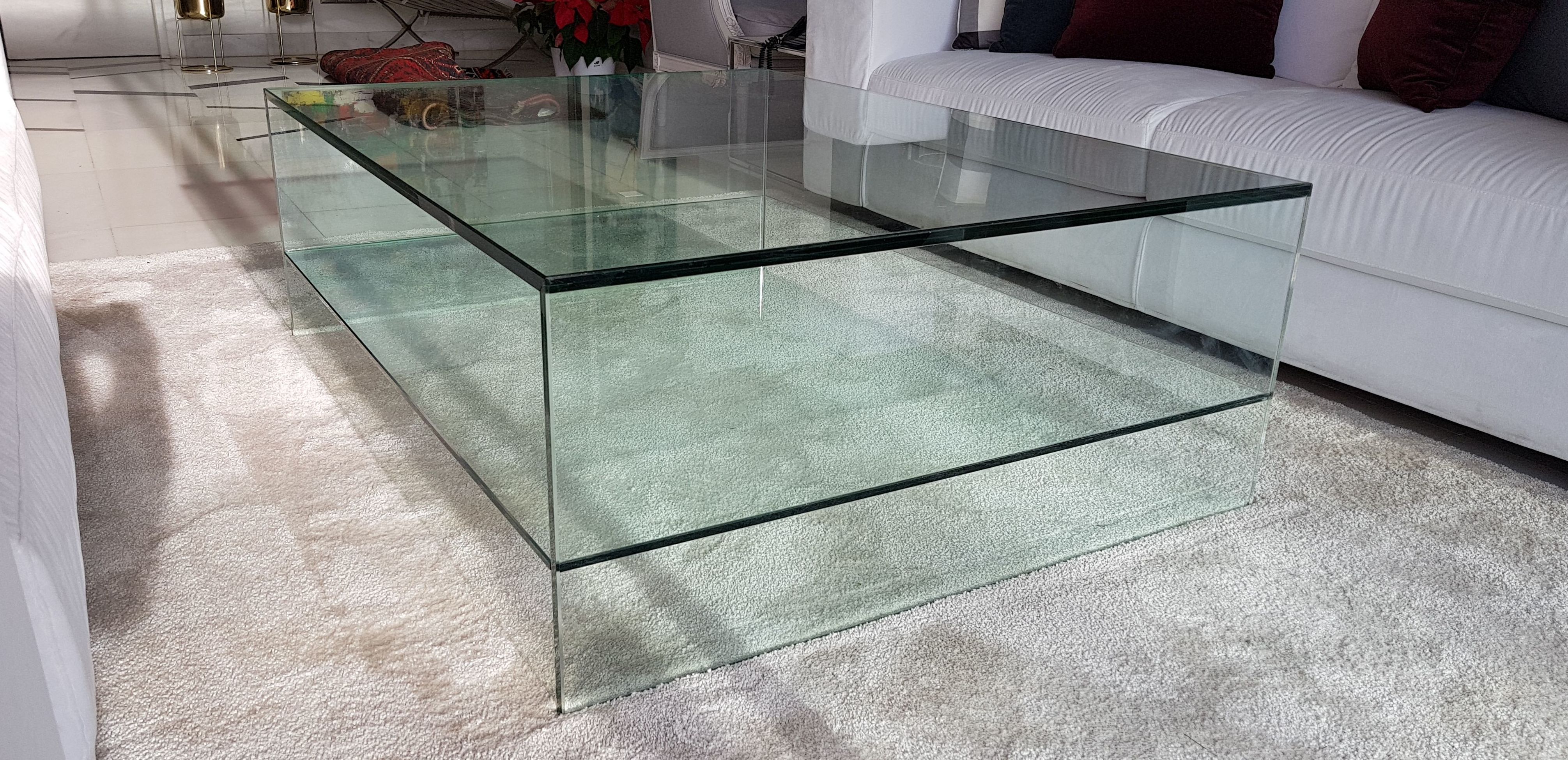 Mesa de vidrio templado a medida. Cristalería Formas Mesa de vidrio templado a medida. Cristalería Formas