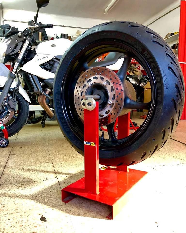 Servicios de taller: Servicios taller de Motos Casals Servicios de taller: Servicios taller de Motos Casals