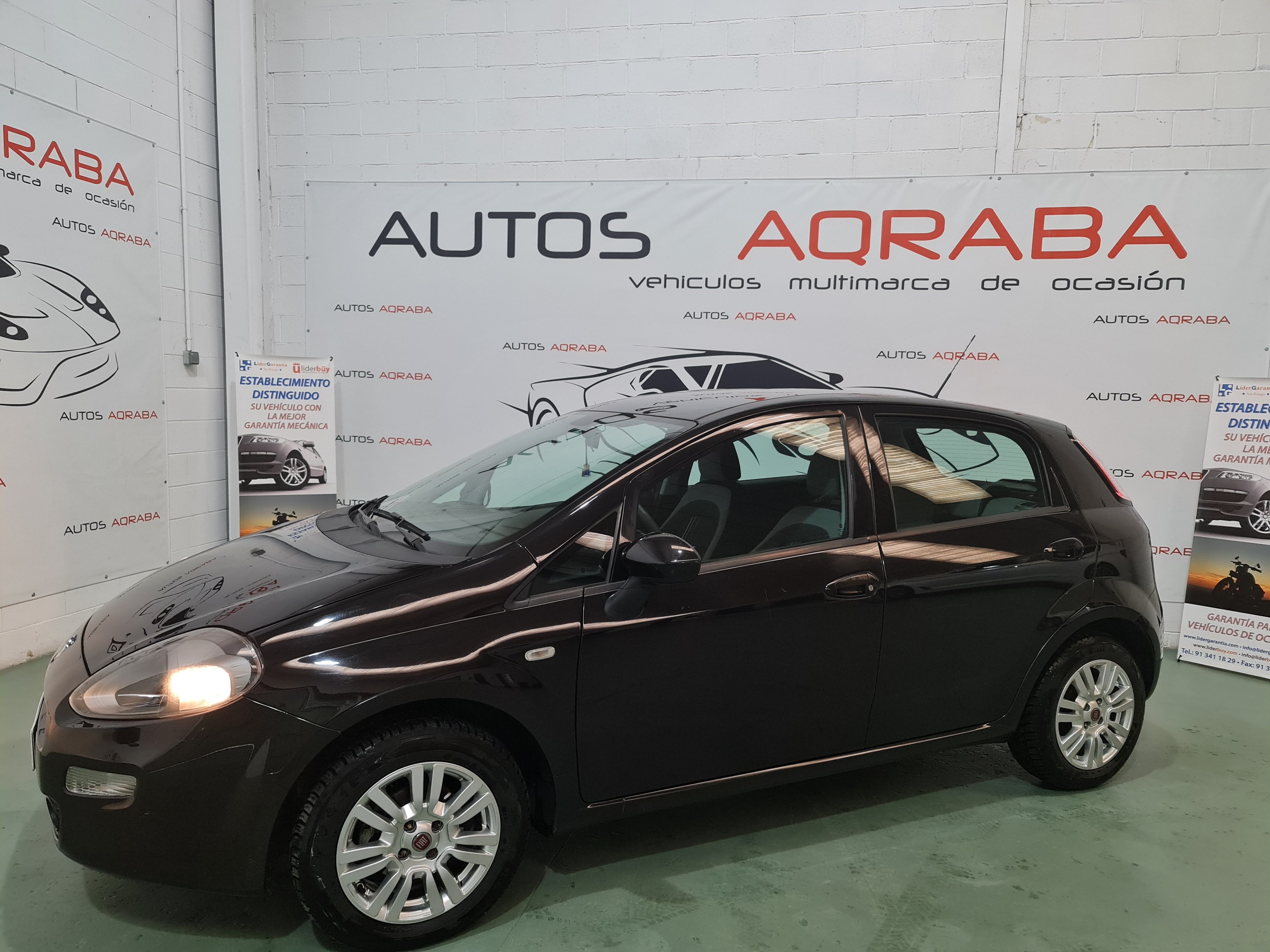 FIAT Punto 1.4 Gasolina/GPL 77cv: Servicios de Autos Aqraba FIAT Punto 1.4 Gasolina/GPL 77cv: Servicios de Autos Aqraba