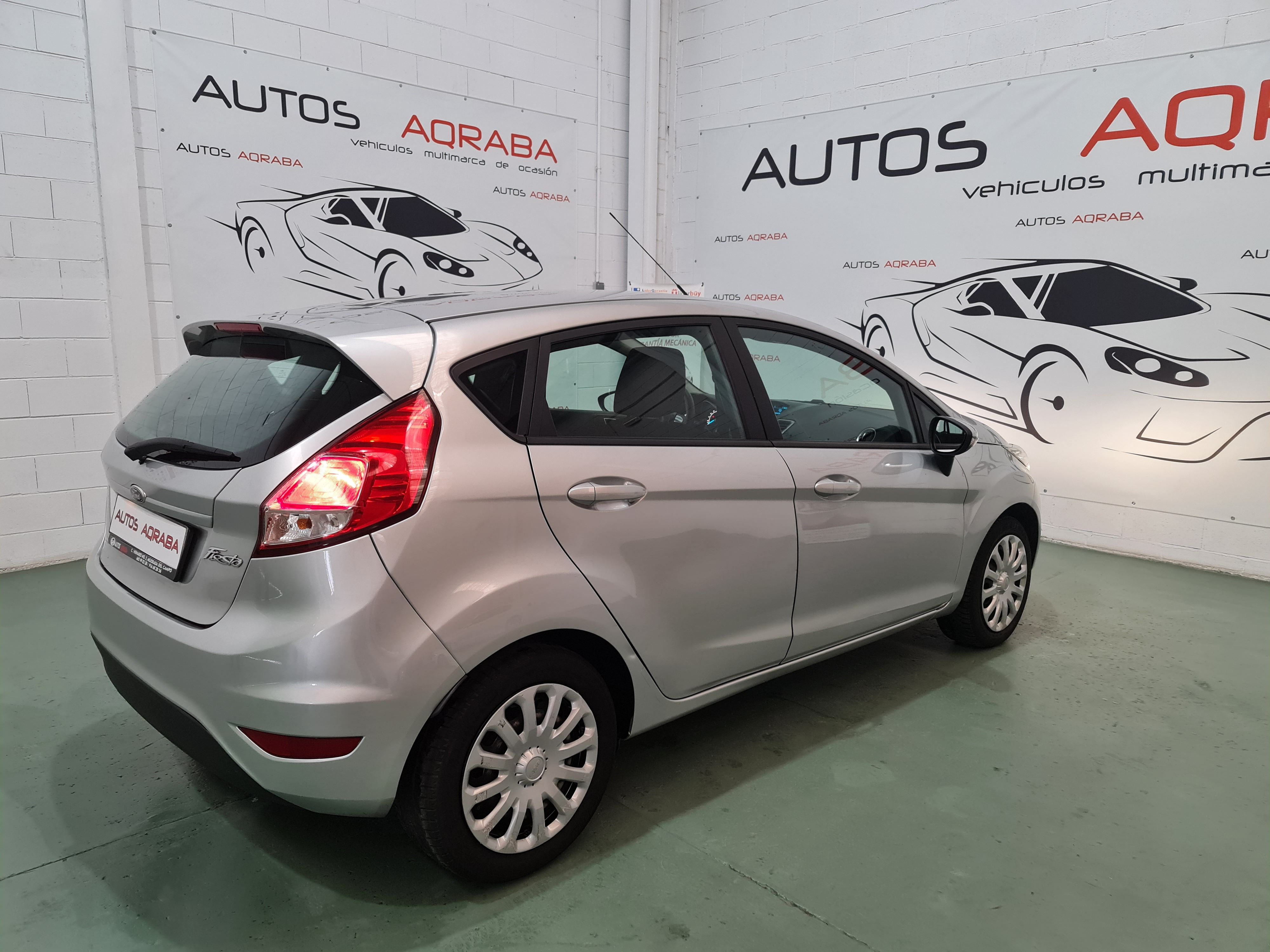 Ford Fiesta 1.5 TDCI 75 CV: Servicios de Autos Aqraba Ford Fiesta 1.5 TDCI 75 CV: Servicios de Autos Aqraba