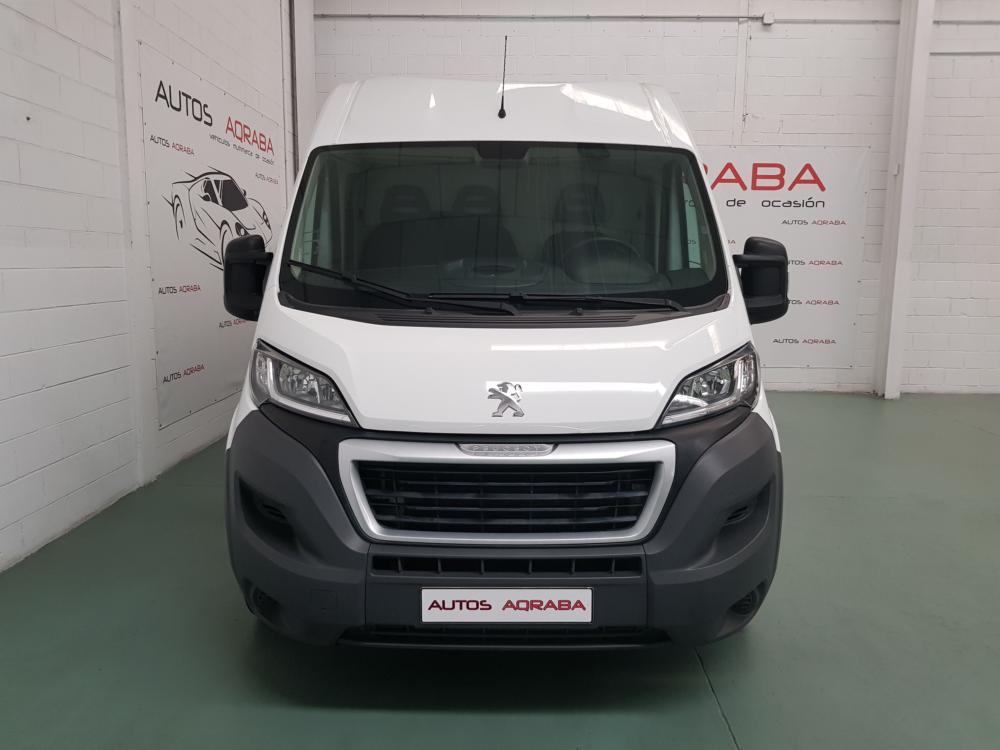 PEUGEOT Boxer 335 L3H2 BlueHDI 96 KW 130CV: Servicios de Autos Aqraba PEUGEOT Boxer 335 L3H2 BlueHDI 96 KW 130CV: Servicios de Autos Aqraba