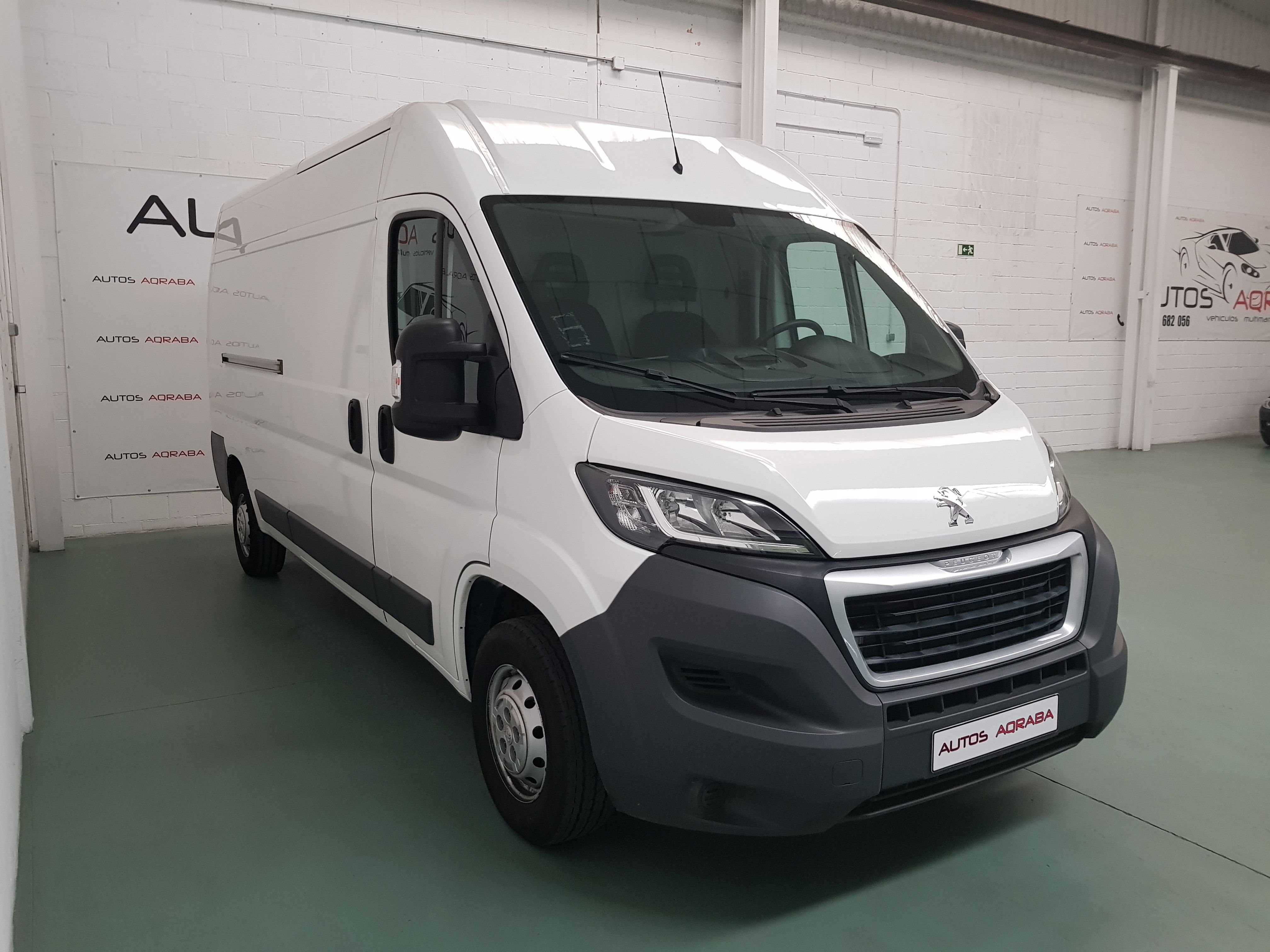 PEUGEOT Boxer 335 L3H2 BlueHDI 96 KW 130CV: Servicios de Autos Aqraba PEUGEOT Boxer 335 L3H2 BlueHDI 96 KW 130CV: Servicios de Autos Aqraba