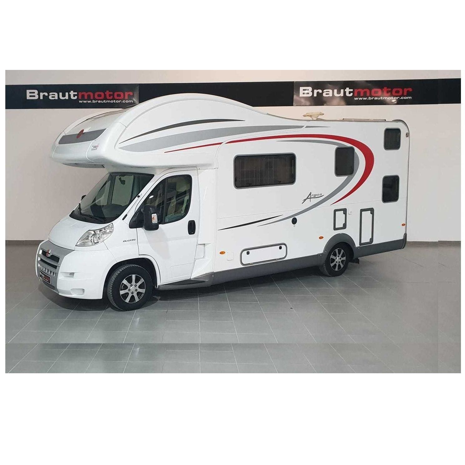 Venta de autocaravanas: Servicios de Braut Motor Caravaning Center Venta de autocaravanas: Servicios de Braut Motor Caravaning Center