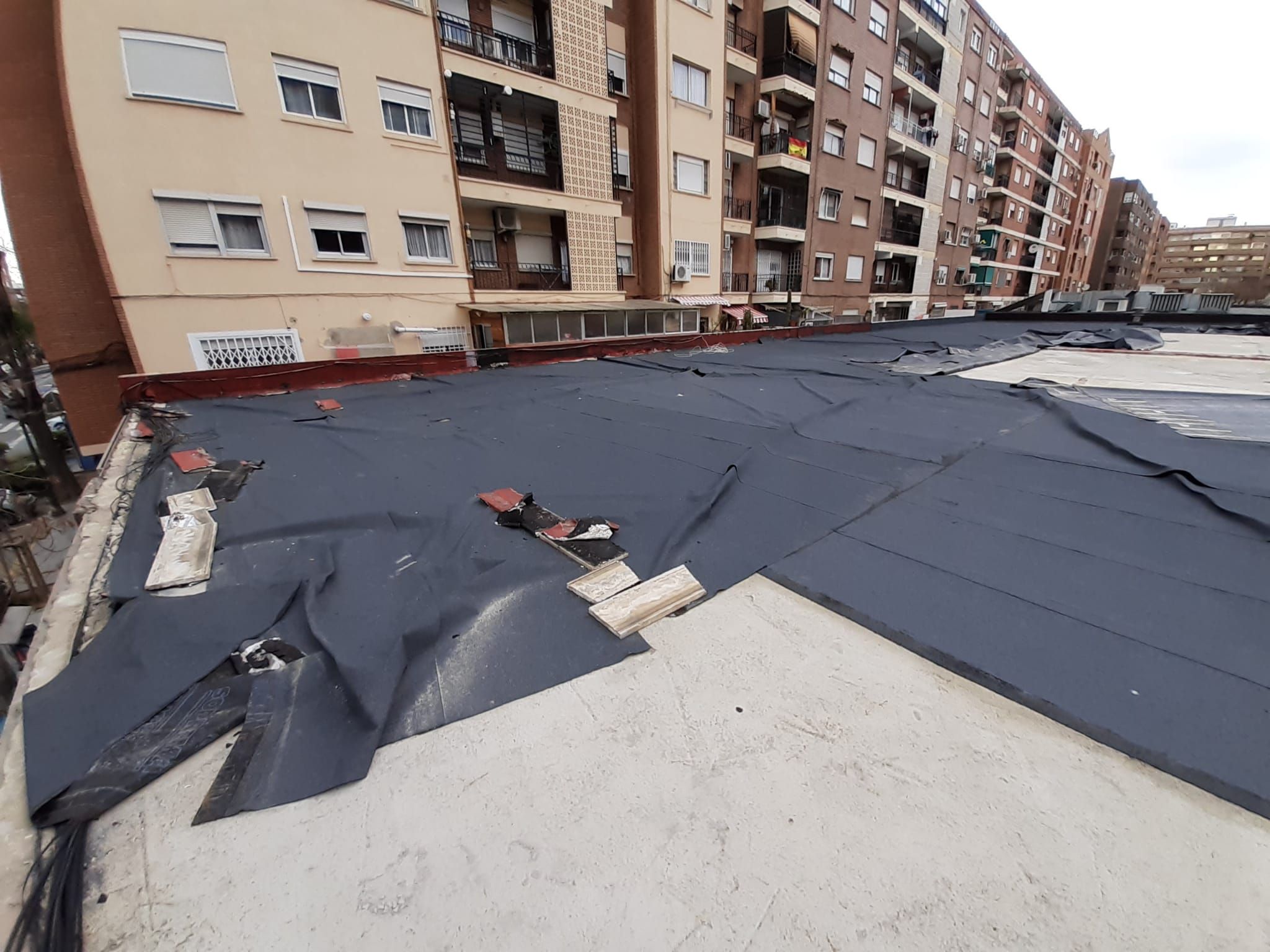 Impermeabilización de una cubierta en Olta-Valencia