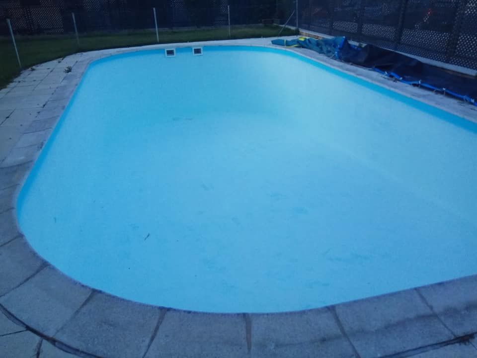 Pintado de piscinas: Nuestros servicios de Ingrinamar