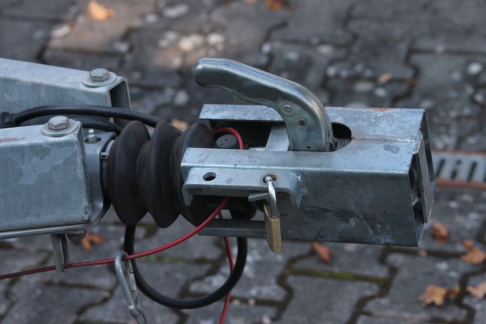 Enganches: Servicios de Zure Auto Enganches: Servicios de Zure Auto
