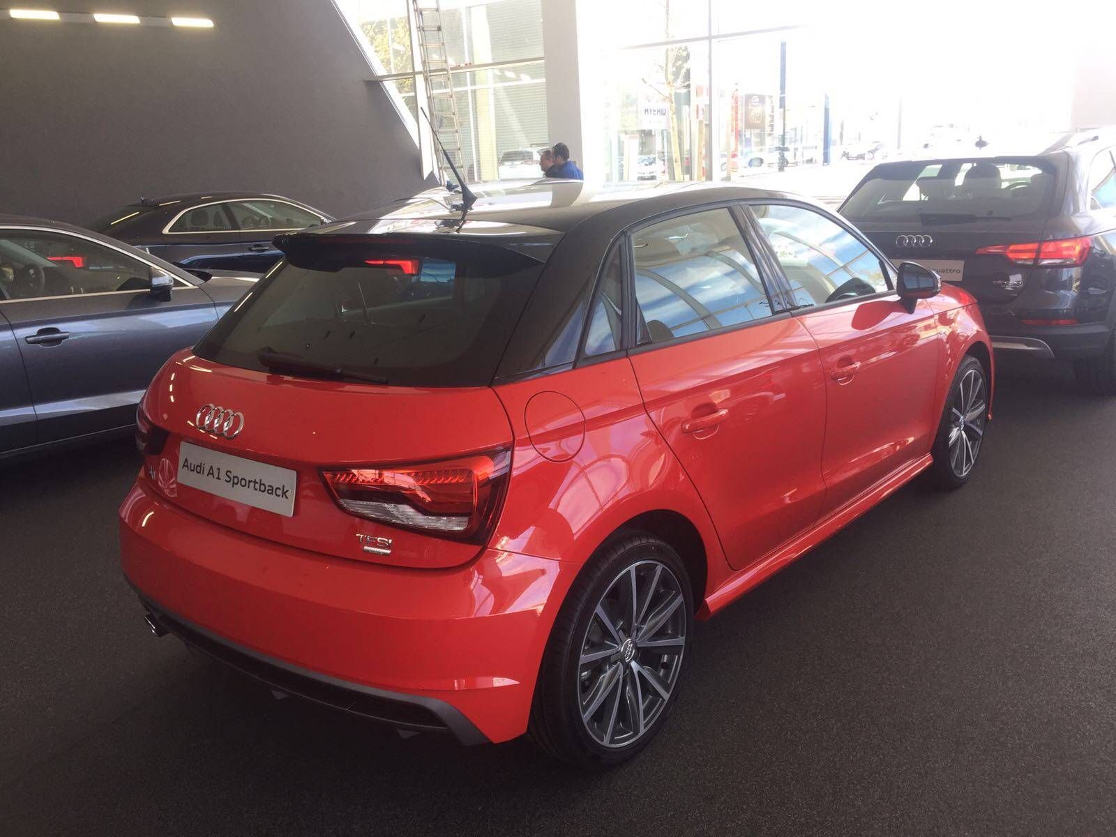 Audi A1: Servicios de Comercial Víctor Audi A1: Servicios de Comercial Víctor