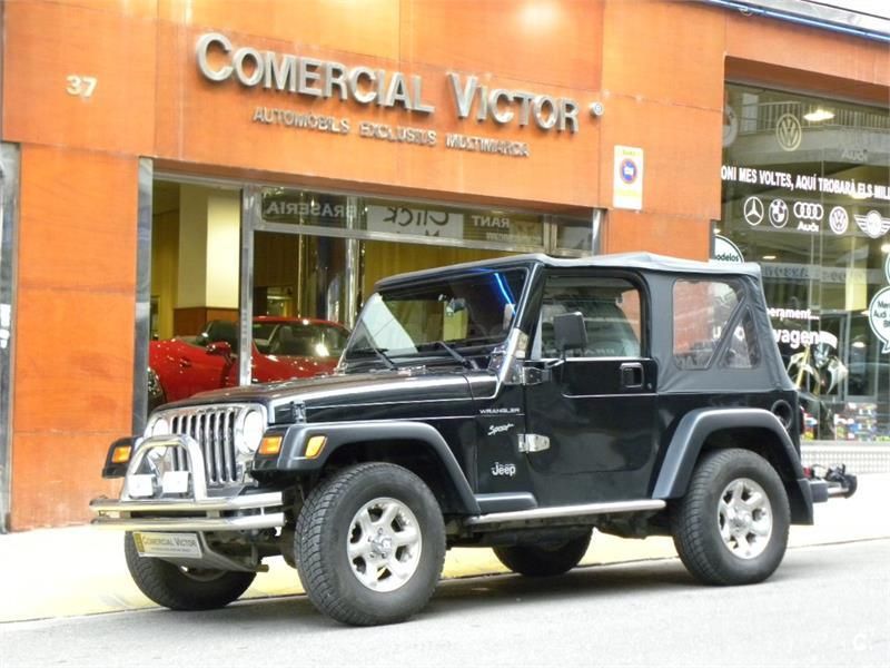 Jeep Wrangler 2.5 HARD TOP 3p.: Servicios de Comercial Víctor Jeep Wrangler 2.5 HARD TOP 3p.: Servicios de Comercial Víctor