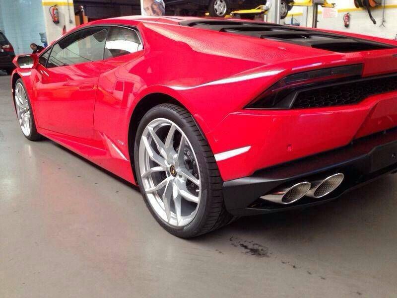 Lamborghini Huracán: Servicios de Comercial Víctor Lamborghini Huracán: Servicios de Comercial Víctor