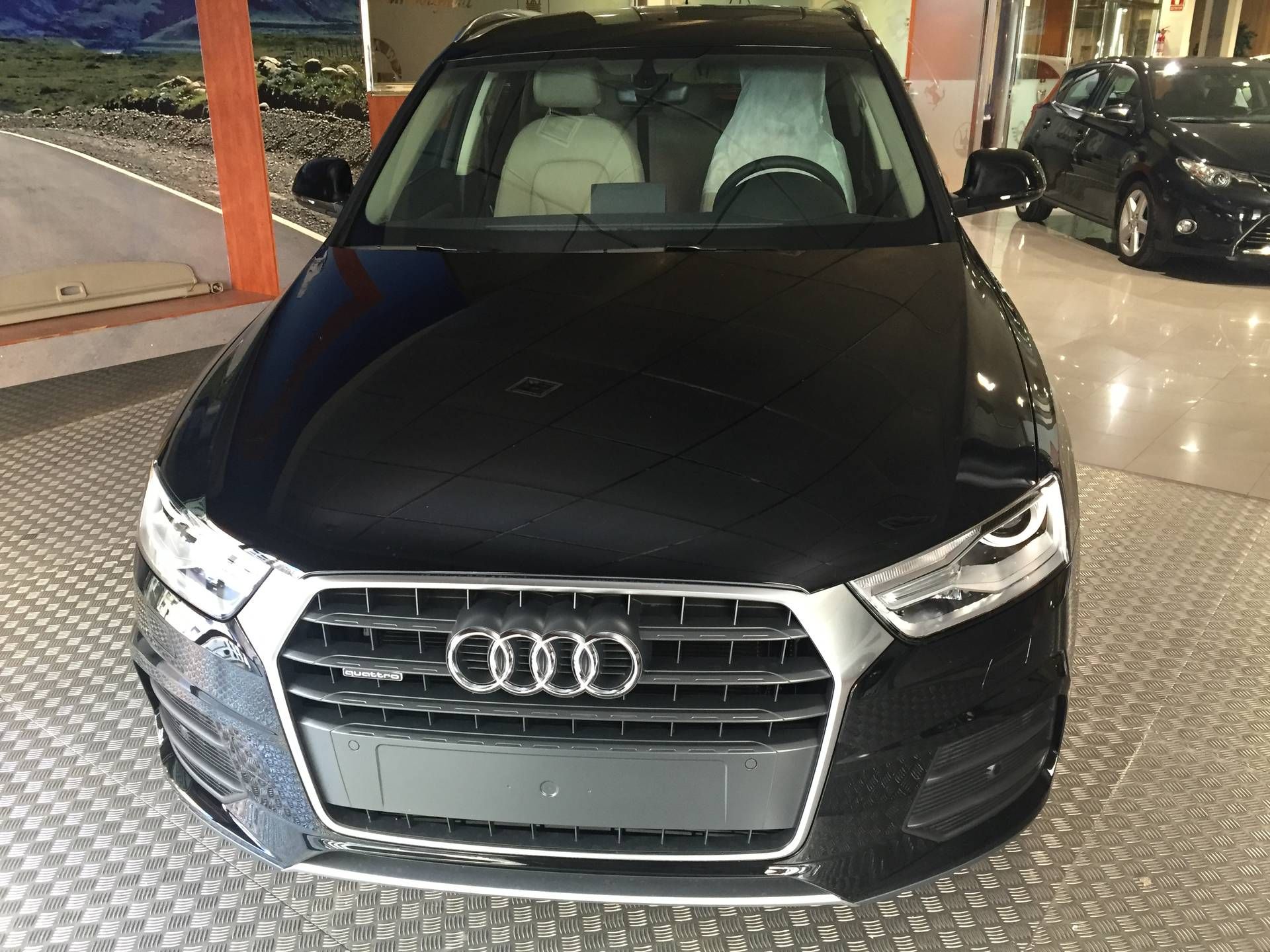 Audi Q3 AUT 190CV Sline: Servicios de Comercial Víctor Audi Q3 AUT 190CV Sline: Servicios de Comercial Víctor