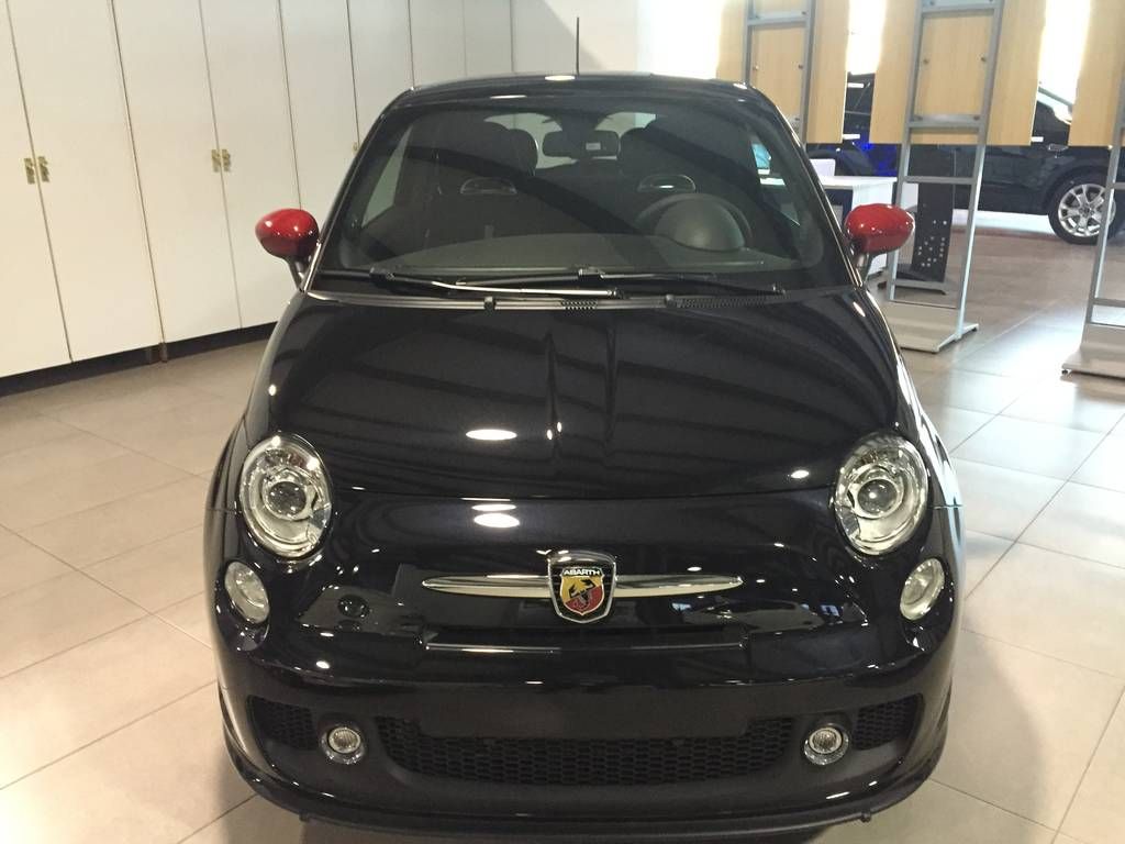 Abarth 500 1.4: Servicios de Comercial Víctor Abarth 500 1.4: Servicios de Comercial Víctor