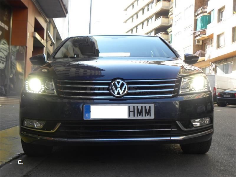 Volkswagen Passat 2.0 TDI 140cv Highline BlueMotion Tech 4p.: Servicios de Comercial Víctor Volkswagen Passat 2.0 TDI 140cv Highline BlueMotion Tech 4p.: Servicios de Comercial Víctor