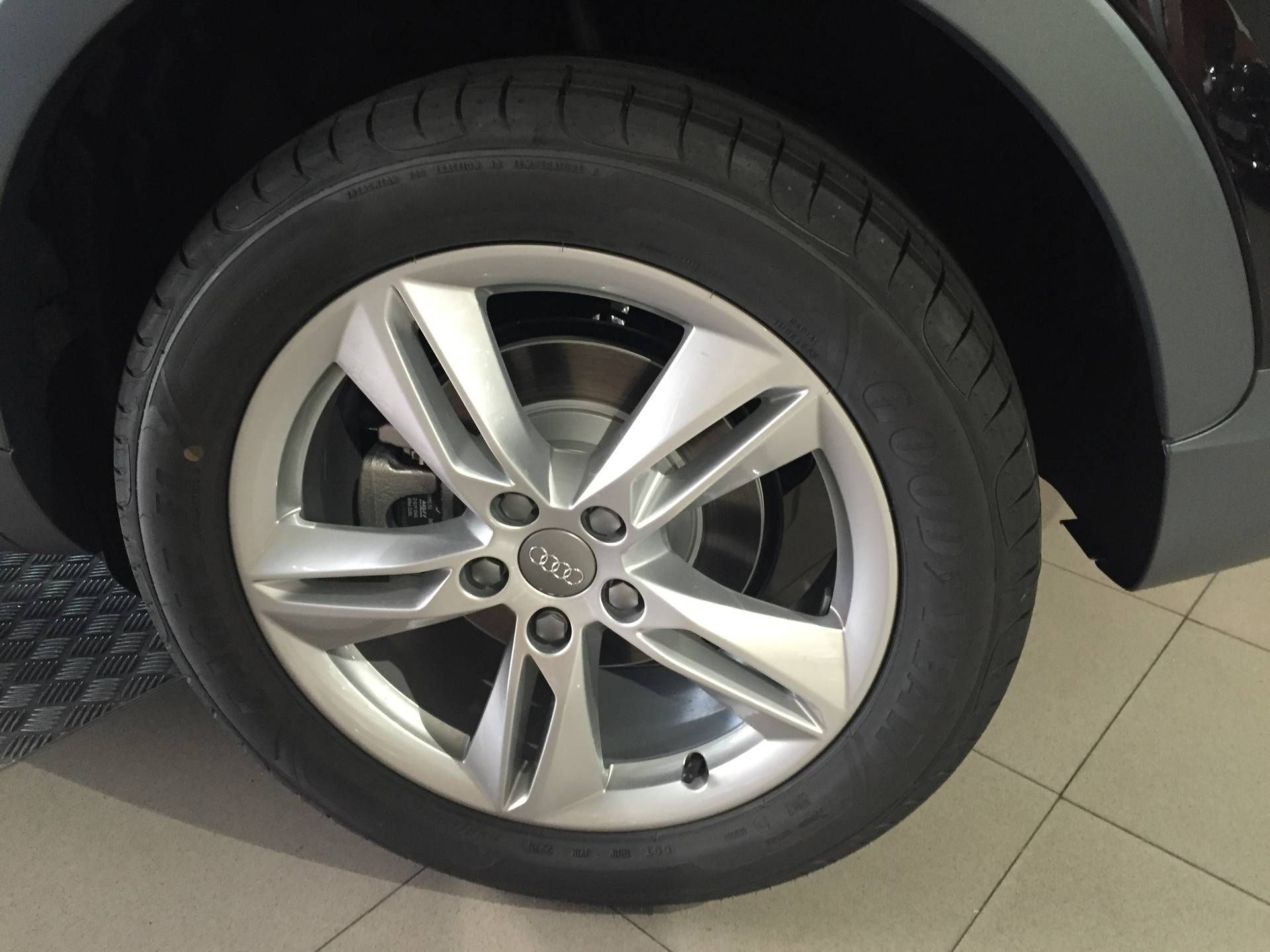 Audi Q3 AUT 190CV Sline: Servicios de Comercial Víctor Audi Q3 AUT 190CV Sline: Servicios de Comercial Víctor