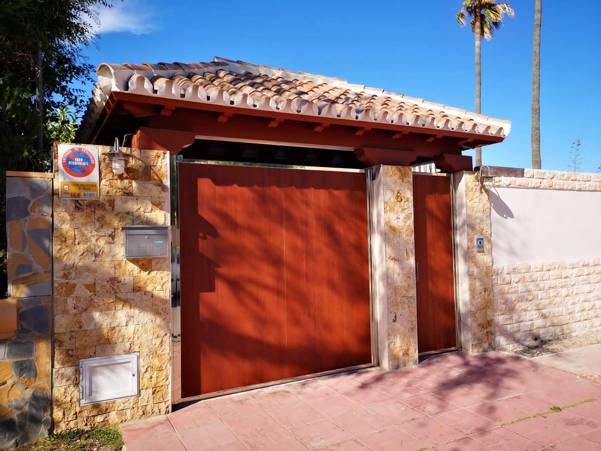 Puertas de paso y entrada: Servicios y trabajos de DRM Siglo XXI Puertas de paso y entrada: Servicios y trabajos de DRM Siglo XXI