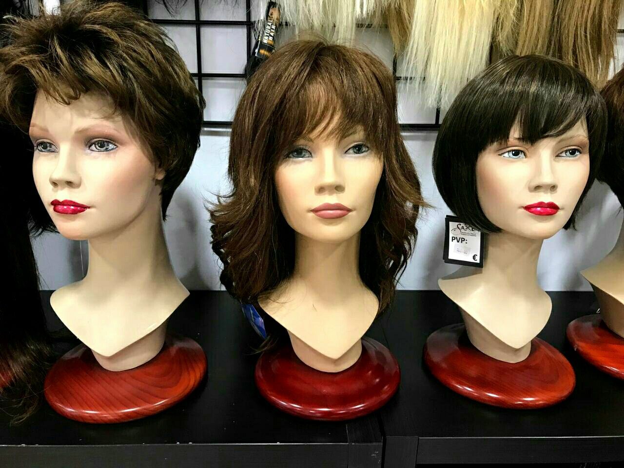 Oncological Wigs: Services de Natural Hair Oncological Wigs: Services de Natural Hair