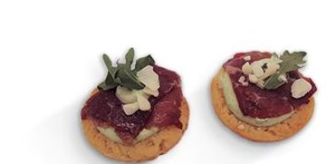 Carpaccio de ternera con crema de rúcula: Productos de MartaPino Postres Carpaccio de ternera con crema de rúcula: Productos de MartaPino Postres