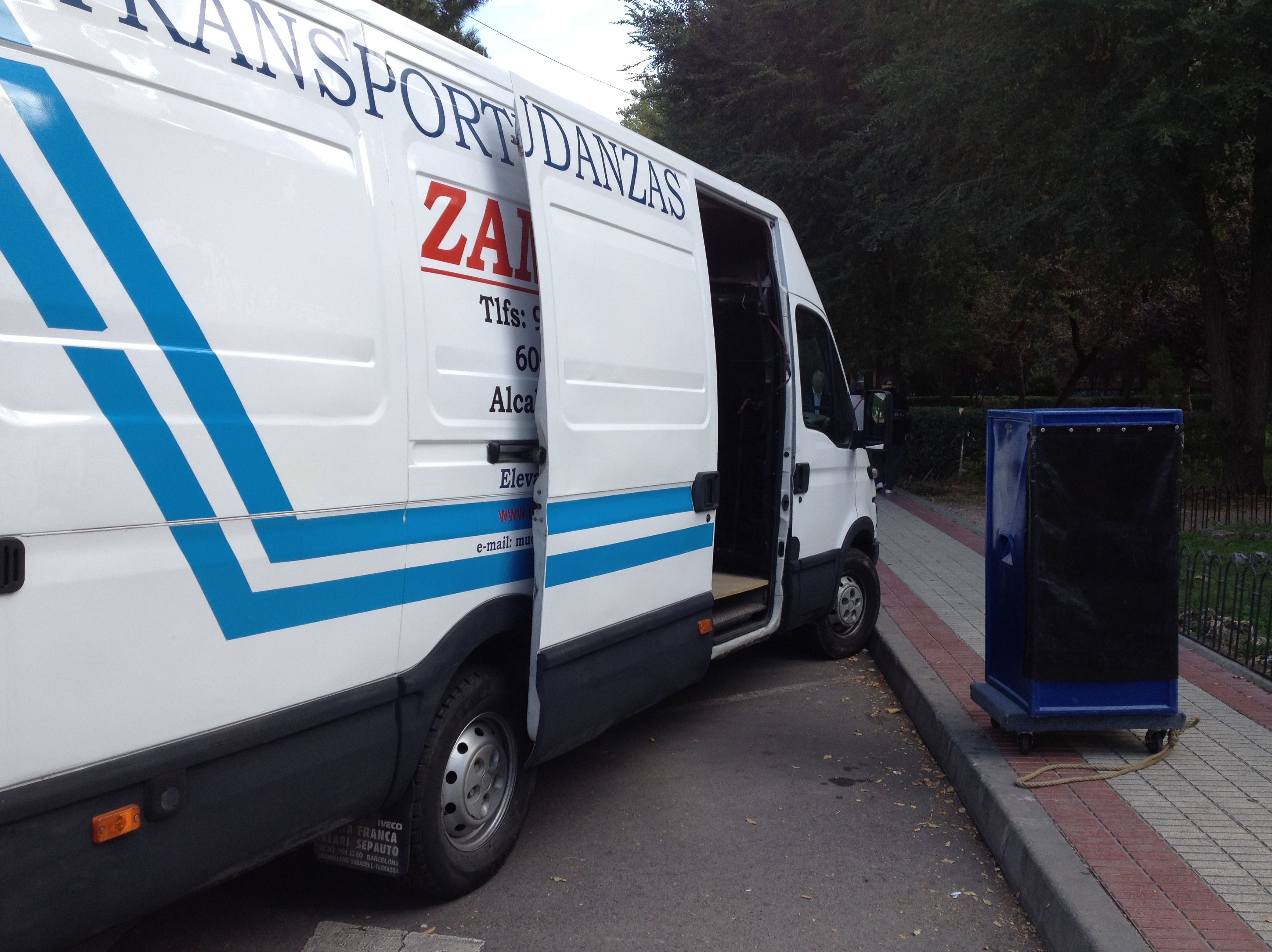 Mudanzas en dias de fiesta. Mudanzas domingos y festivos Alcala de Henares: Servicios de Mudanzas Zamora Mudanzas en dias de fiesta. Mudanzas domingos y festivos Alcala de Henares: Servicios de Mudanzas Zamora