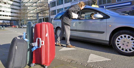 Largos recorridos: Servicios de Coop. Taxis Denia 965 786 565 Largos recorridos: Servicios de Coop. Taxis Denia 965 786 565