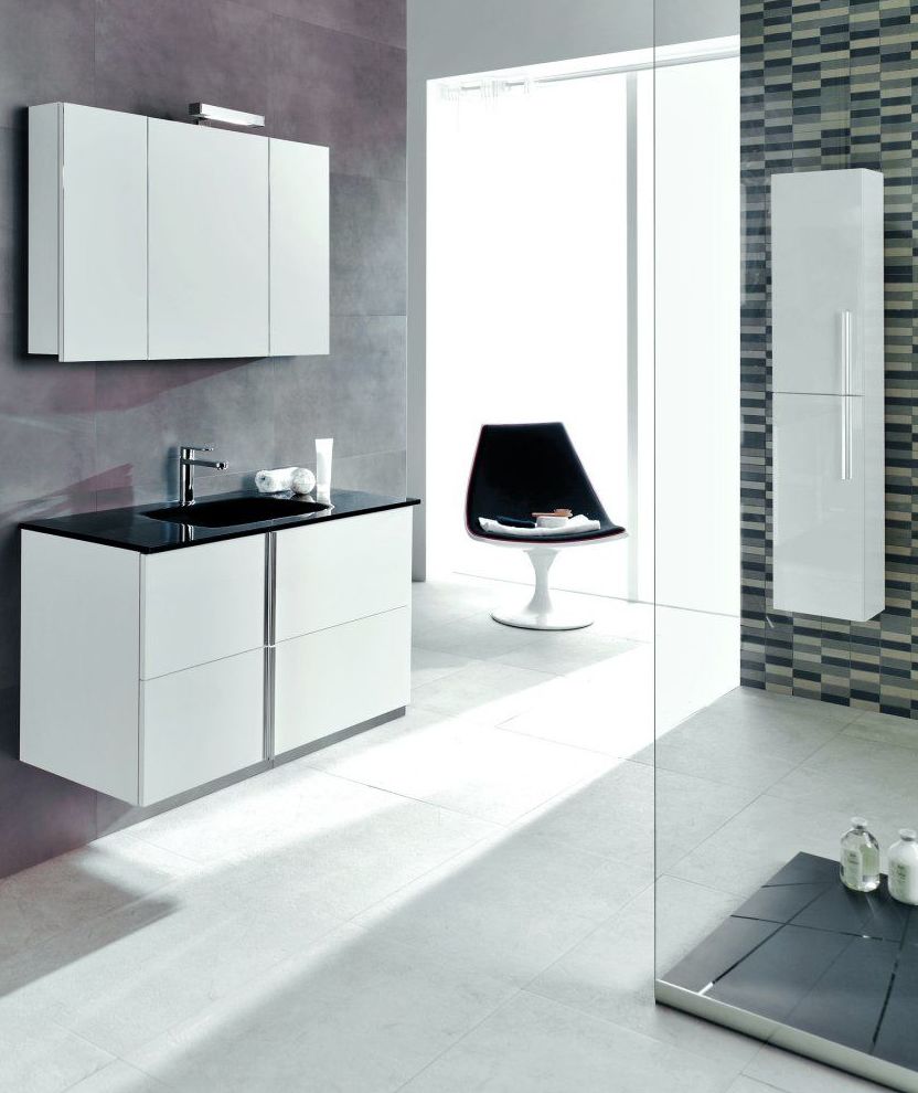 Muebles de baño y accesorios: Productos y servicios de Cuines i Portes Vial Muebles de baño y accesorios: Productos y servicios de Cuines i Portes Vial