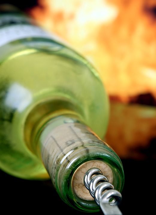 Vinos blancos de Portugal: Carta y bodega de SIDRERÍA ASADOR MARTINTXO Vinos blancos de Portugal: Carta y bodega de SIDRERÍA ASADOR MARTINTXO