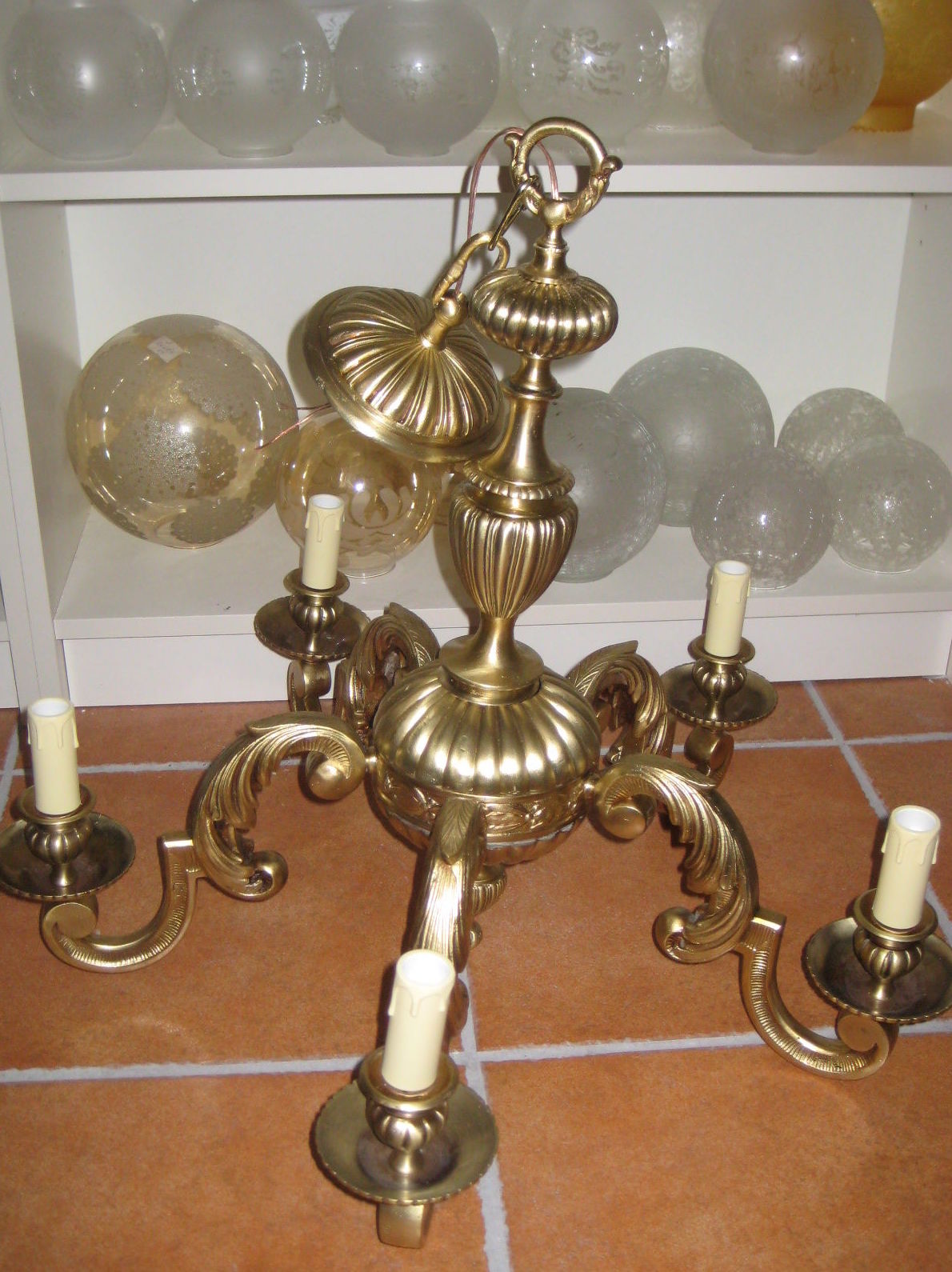 Lámpara de bronce de 5 luces