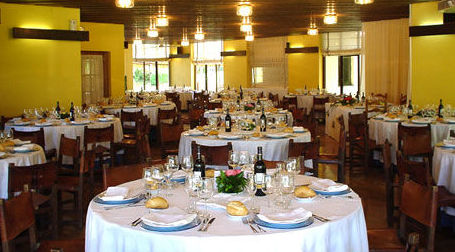 Restaurante: Instalaciones de Hotel Baztán Restaurante: Instalaciones de Hotel Baztán