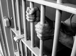 El derecho penal, solicitar o eludir la prisión y sus consecuencias