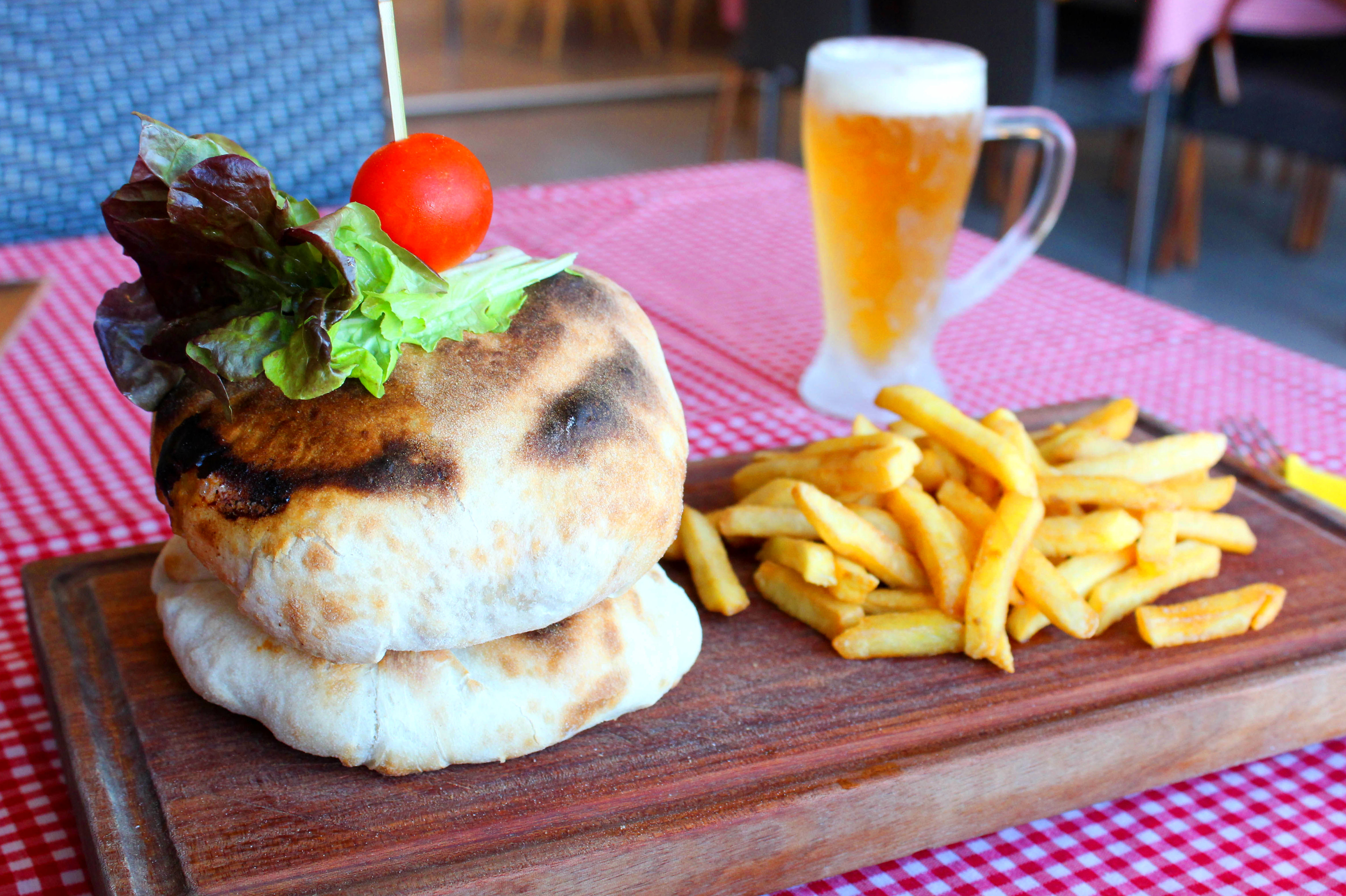 Hamburguesas XXL: Carta de Pizz Burger, reparto a domicilio Hamburguesas XXL: Carta de Pizz Burger, reparto a domicilio