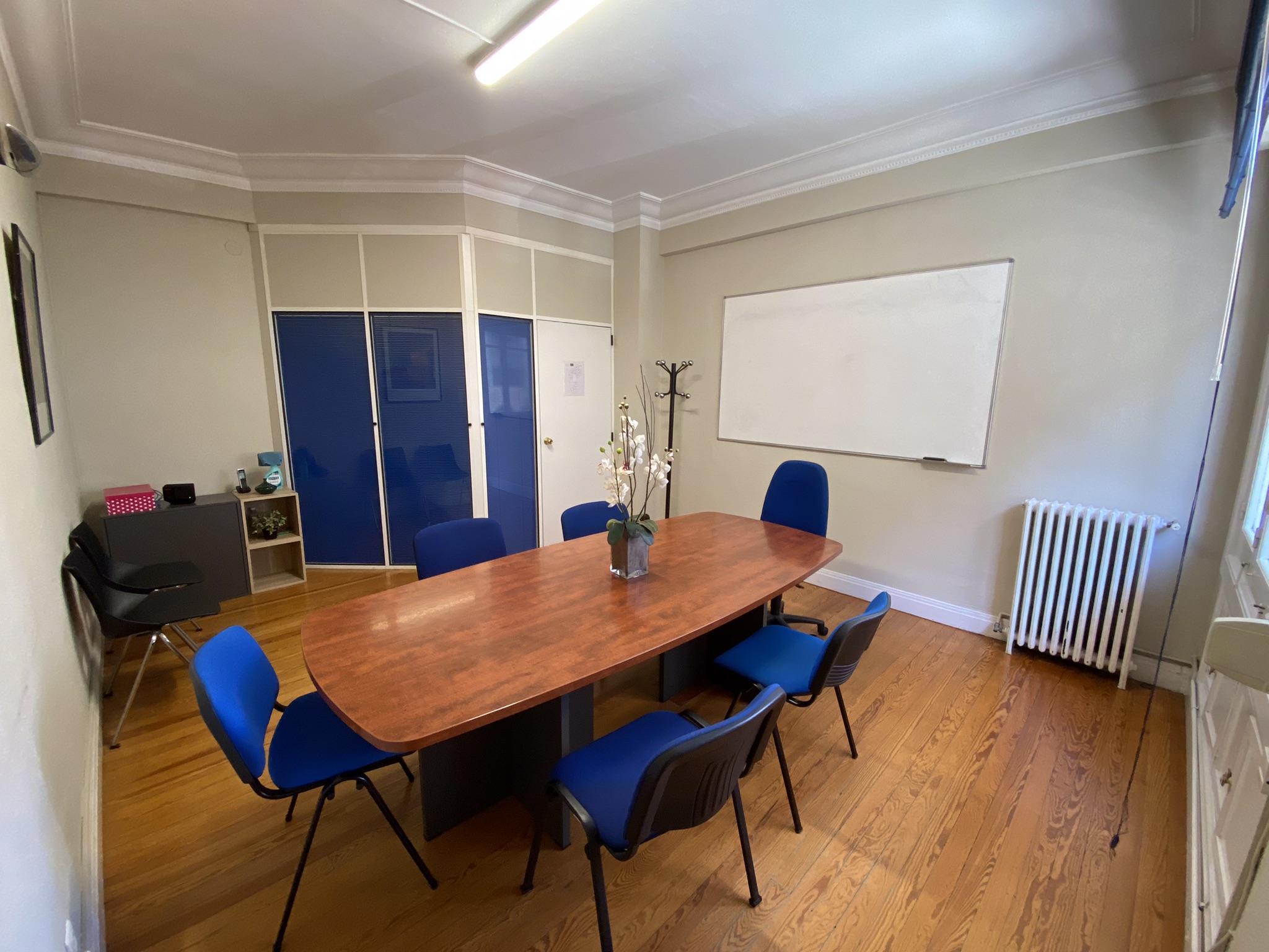 Sala de reuniones: Servicios de Ercilla Centro de Negocios Sala de reuniones: Servicios de Ercilla Centro de Negocios