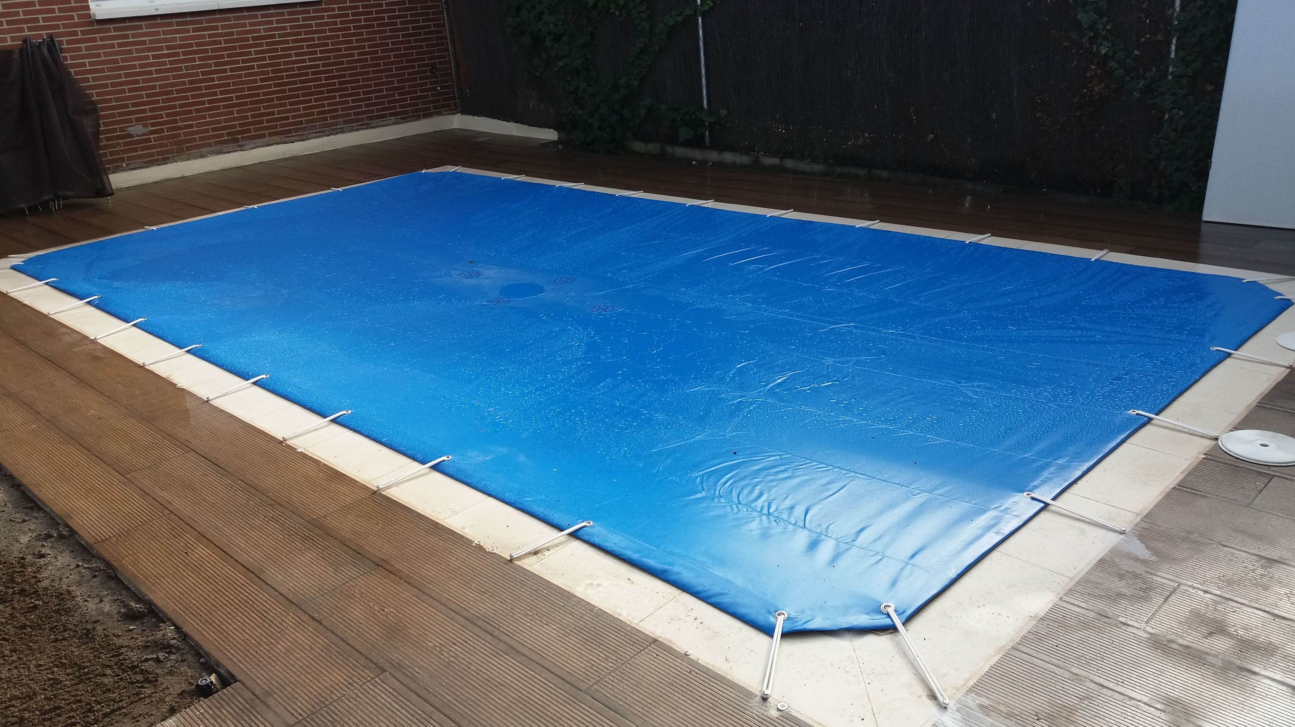 CUBIERTAS PARA PISCINAS: Productos y Servicios de Piscinas y Estufas Hydrosudreal CUBIERTAS PARA PISCINAS: Productos y Servicios de Piscinas y Estufas Hydrosudreal