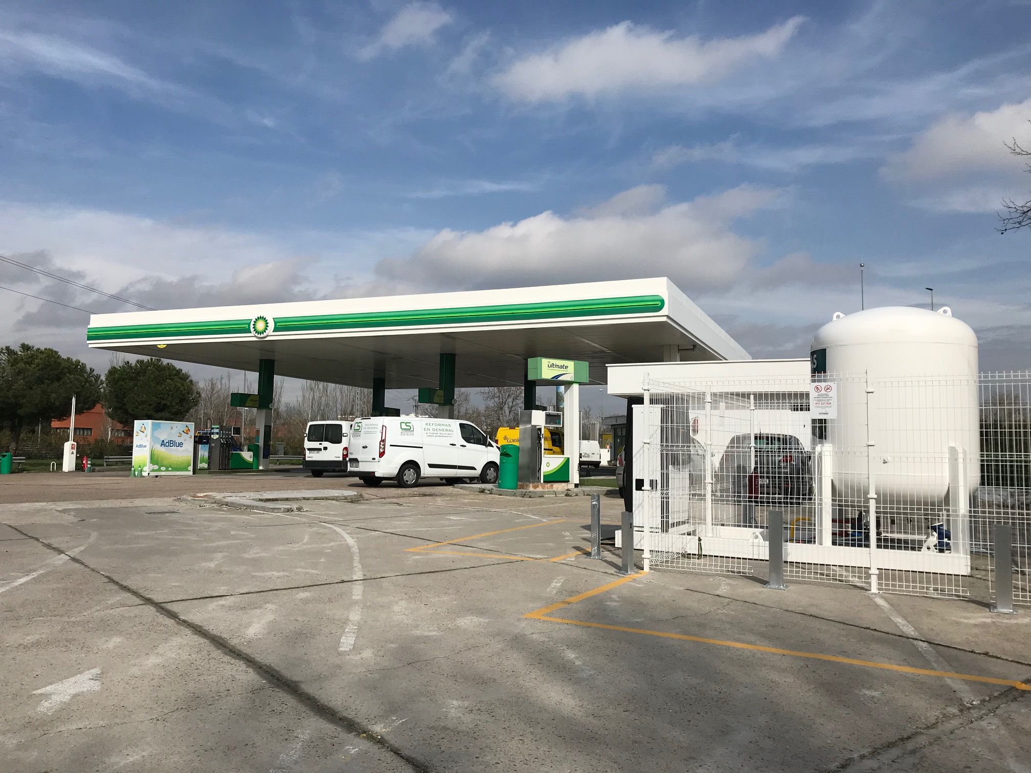 Autogas: Servicios de Estación de Servicio Navalcarro BP Autogas: Servicios de Estación de Servicio Navalcarro BP