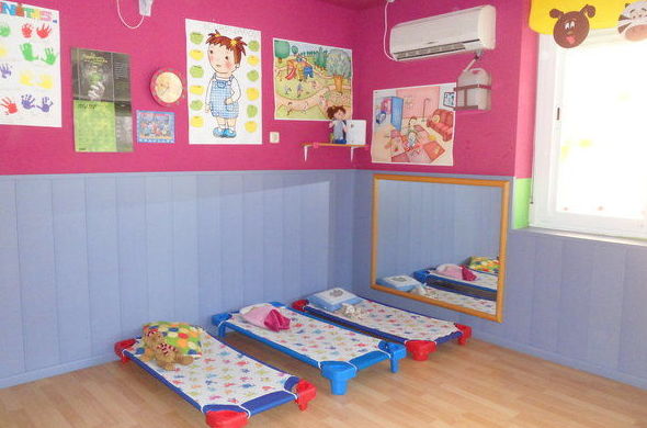 Área de descanso: Servicios de Escuela Infantil Pequesol Área de descanso: Servicios de Escuela Infantil Pequesol