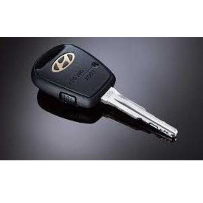 Llaves de coches modelo Hyundai: Atos, ID46: Productos de Zapatería Ideal Alcobendas Llaves de coches modelo Hyundai: Atos, ID46: Productos de Zapatería Ideal Alcobendas
