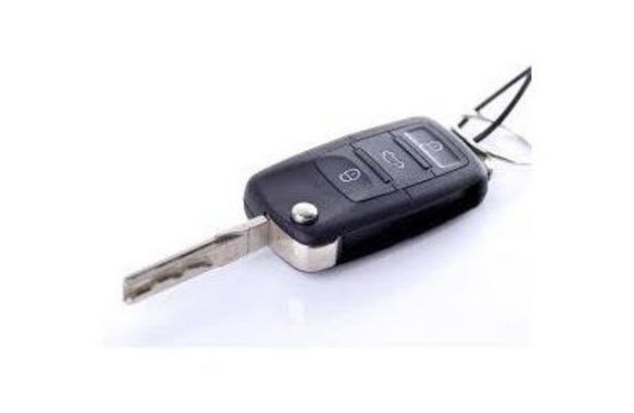 Llave para coche Skoda: Productos de Zapatería Ideal Alcobendas Llave para coche Skoda: Productos de Zapatería Ideal Alcobendas