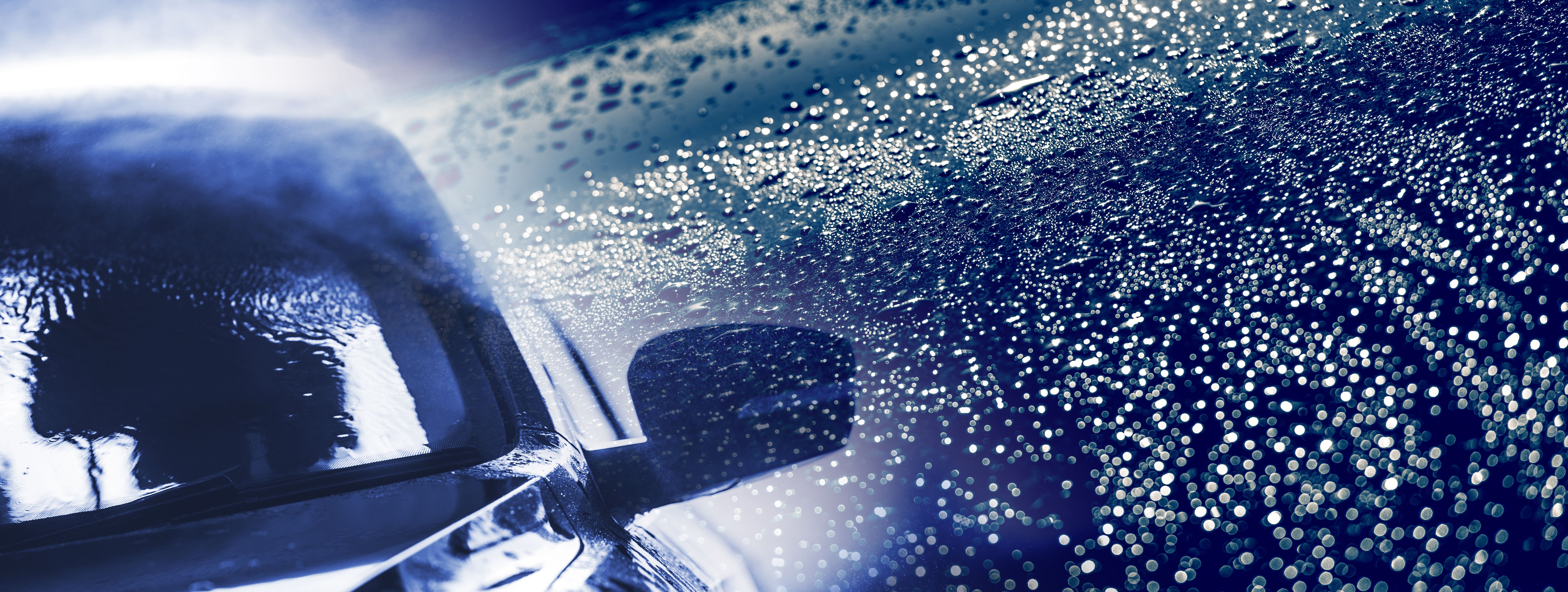 Tratamiento anti-lluvia: Servicios de Lavados y Engrases Pacho Tratamiento anti-lluvia: Servicios de Lavados y Engrases Pacho