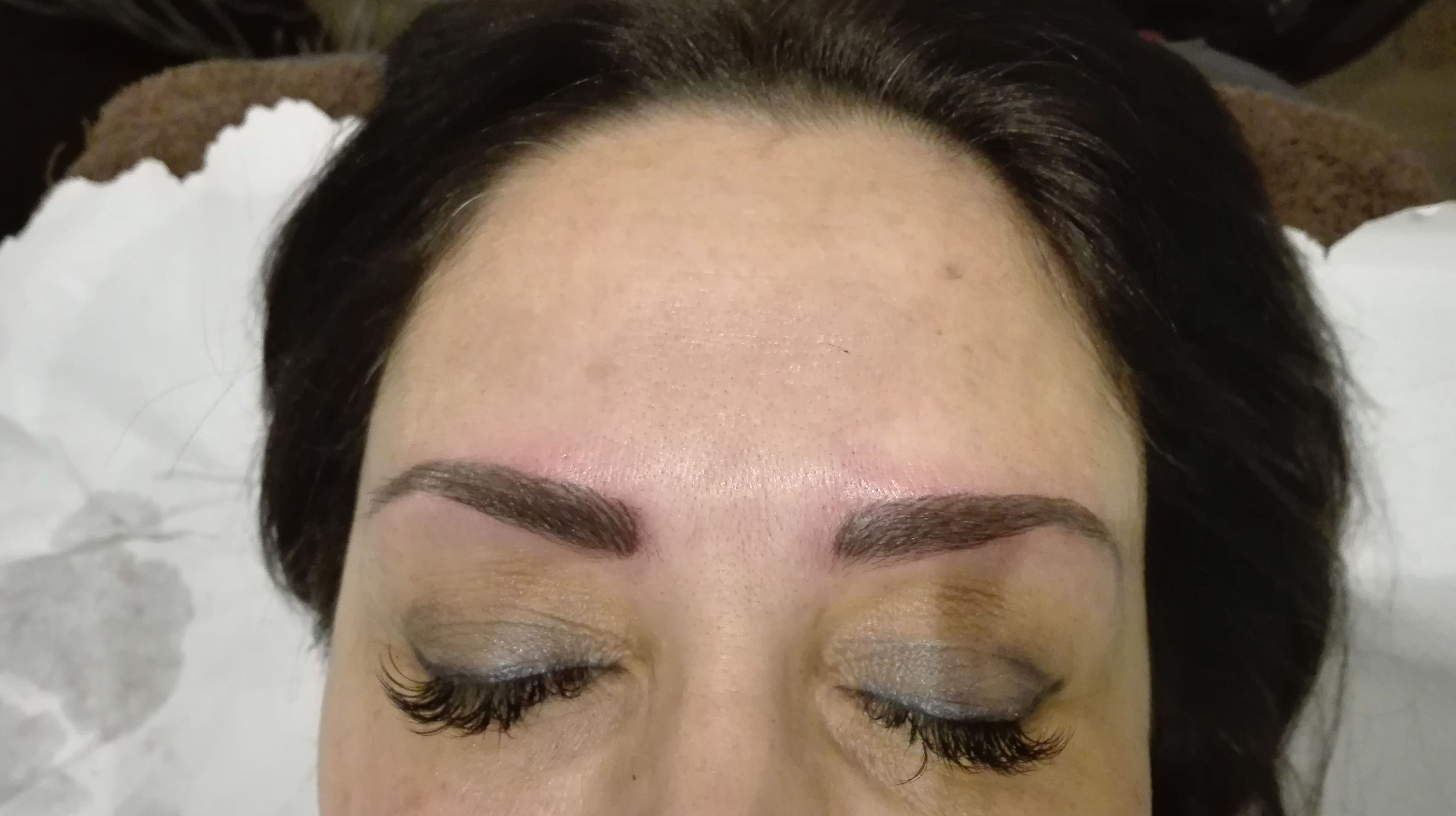 Microblading / Micropigmentación: Tratamientos y cosméticos de Etherma Microblading / Micropigmentación: Tratamientos y cosméticos de Etherma