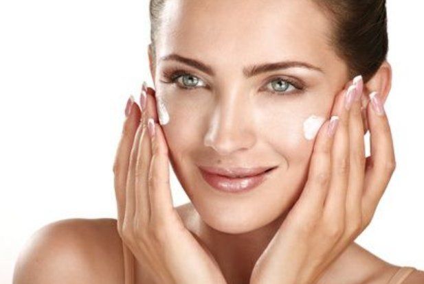 Higiene facial: Tratamientos y cosméticos de Etherma Higiene facial: Tratamientos y cosméticos de Etherma