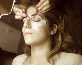 Extensiones de pestañas: Tratamientos y cosméticos de Etherma Extensiones de pestañas: Tratamientos y cosméticos de Etherma